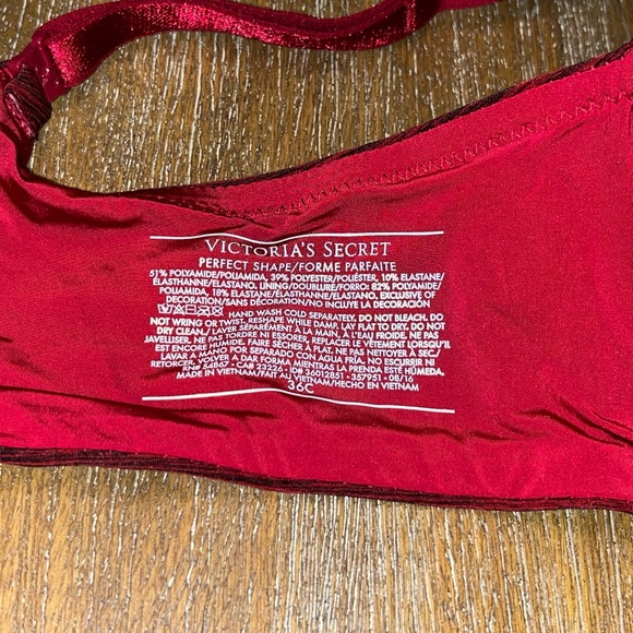 Victoria’s Secret Perfect Shape Bra - Picture 7 of 7